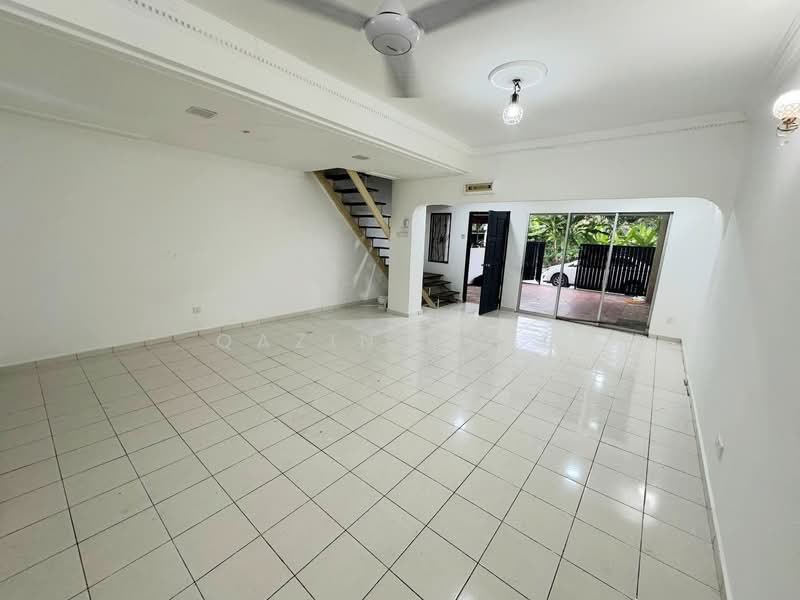 2-storey Terraced House for Sale in Bercham (Ipoh) - Qazin Khoo - Living Room - PropertyGuru.com.my