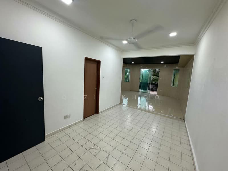 2-storey Terraced House for Sale in Bercham (Ipoh) - Qazin Khoo - Living Room - PropertyGuru.com.my