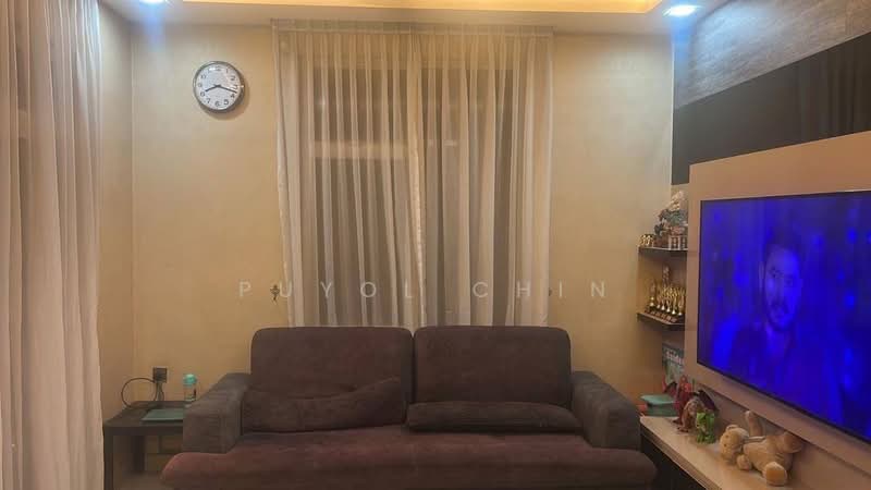 M Condominium @ Larkin untuk Untuk Disewa - RM 2,500 /bulan, Mac 2026 - Living Room - PropertyGuru.com.my