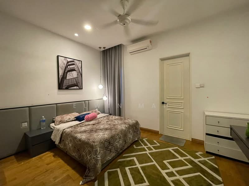 Anggun 3 @ Rawang New Town Centre untuk Untuk Dijual - RM 1,280,000, Mac 2026 - Bedroom - PropertyGuru.com.my