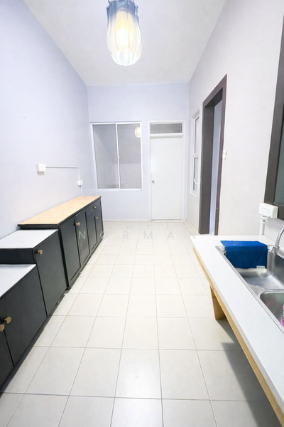 Cluster House for Sale in Taman Kota Masai (Pasir Gudang) - Sufi Norman - Kitchen - PropertyGuru.com.my