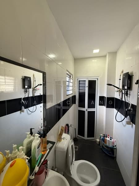 Taman Setia Indah untuk Untuk Dijual - RM 728,000, Mac 2026 - Bathroom - PropertyGuru.com.my