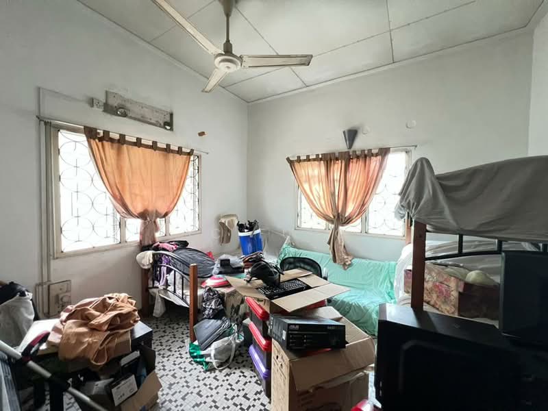 Semi-Detached House for Rent in Taman Serene (Johor Bahru) - YC Fung - Bedroom - PropertyGuru.com.my