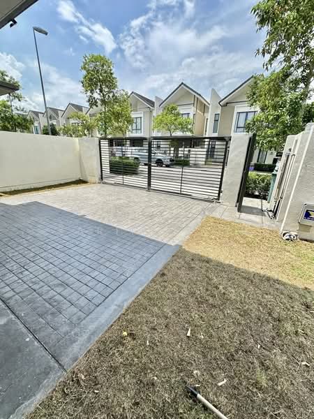 Avira Medini Iskandar untuk Untuk Dijual - RM 1,330,000, Mac 2026 - Exterior - PropertyGuru.com.my