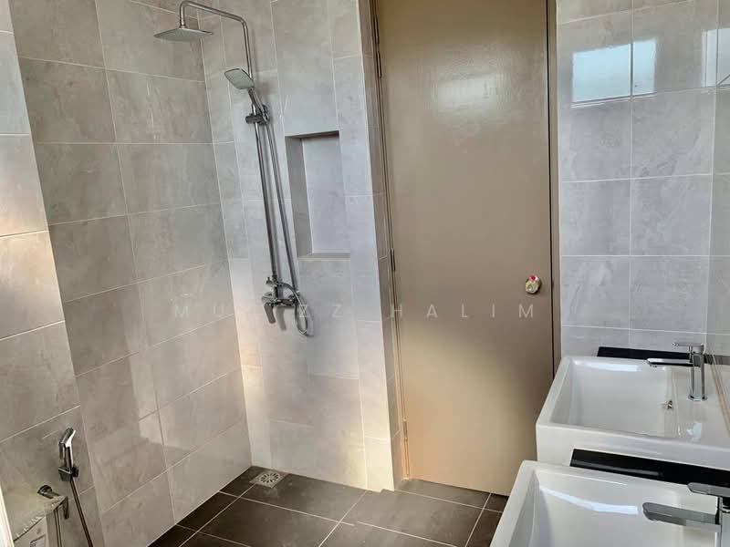 2-storey Terraced House for Rent in Cyberjaya (Selangor) - Mu'izz Halim - Bathroom - PropertyGuru.com.my