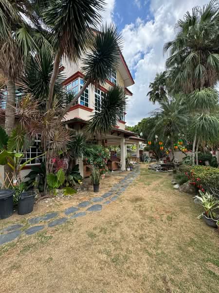 For Sale - Pelangi Indah corner lot semi detached for sales