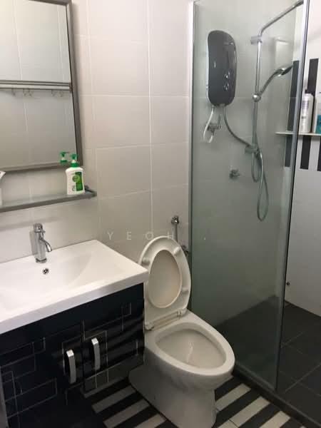 Pangsapuri Seri Jaya untuk Untuk Disewa - RM 1,800 /bulan, Mac 2026 - Bathroom - PropertyGuru.com.my