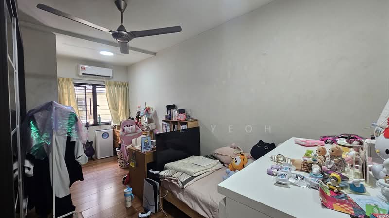 3-storey Terraced House for Sale in Sungai Besi (Kuala Lumpur) - Angel Yeoh - Bedroom - PropertyGuru.com.my