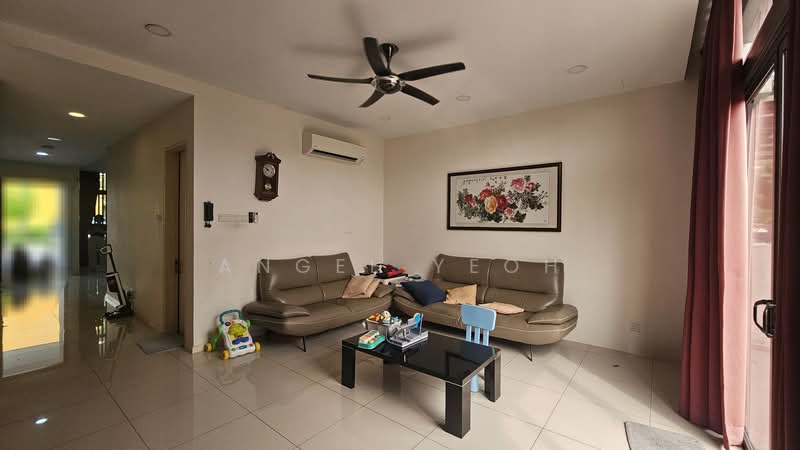 Rumah Teres untuk Dijual di Sungai Besi (Kuala Lumpur) - Angel Yeoh - Living Room - PropertyGuru.com.my