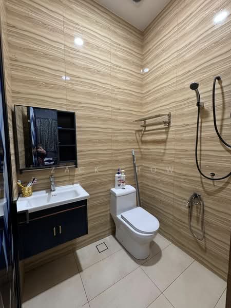 1-storey Terraced House for Sale in Taman Kempas Indah (Tebrau) - Zack Chow - Bathroom - PropertyGuru.com.my