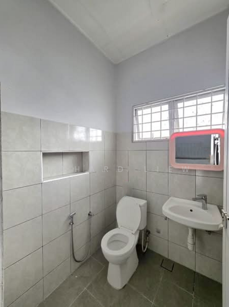 SS1 untuk Untuk Dijual - RM 850,000, Mac 2026 - Bathroom - PropertyGuru.com.my