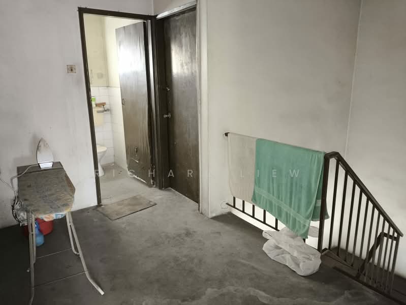2-storey Terraced House for Sale in SS1 (Petaling Jaya) - Richard Liew - Bathroom - PropertyGuru.com.my
