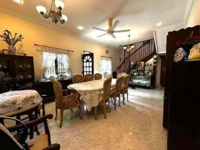 Taman Nong Chik untuk Untuk Dijual - RM 2,500,000, Apr 2026 - Dining Room - PropertyGuru.com.my