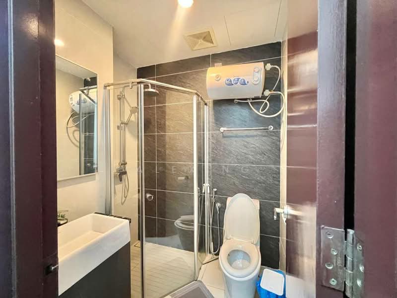 Royal Strand @ Country Garden Danga Bay untuk Untuk Dijual - RM 665,000, Mac 2026 - Bathroom - PropertyGuru.com.my