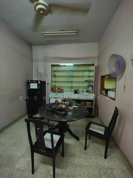 2-storey Terraced House for Sale in SS1 (Petaling Jaya) - Richard Liew - Dining Room - PropertyGuru.com.my