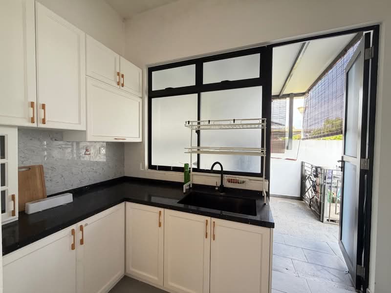 Terraced House for Sale in Johor Bahru (Johor) - Lifen . - Kitchen - PropertyGuru.com.my