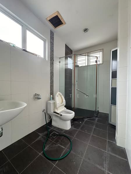 Taman Bagan untuk Untuk Dijual - RM 1,550,000, Mac 2026 - Bathroom - PropertyGuru.com.my