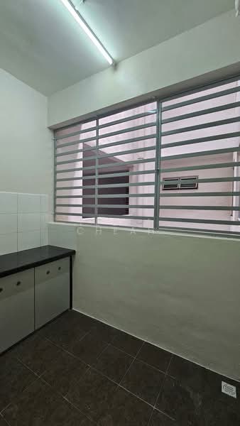 Capri Park Condominium untuk Untuk Dijual - RM 469,000, Mac 2026 - Kitchen - PropertyGuru.com.my