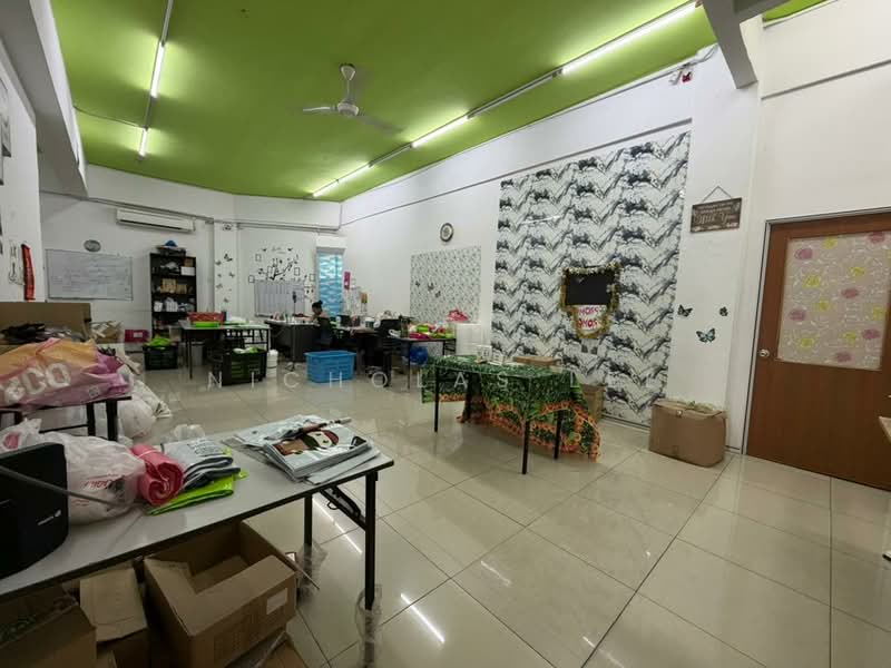 Shop / Office for Sale in Rawang (Selangor) - Nicholas Lee - Interior - PropertyGuru.com.my
