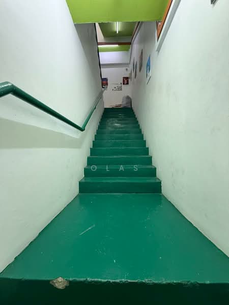 Shop / Office for Sale in Rawang (Selangor) - Nicholas Lee - Corridor - PropertyGuru.com.my