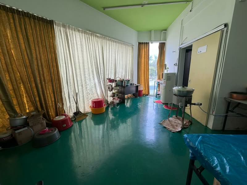 Shop / Office for Sale in Rawang (Selangor) - Nicholas Lee - Kitchen - PropertyGuru.com.my