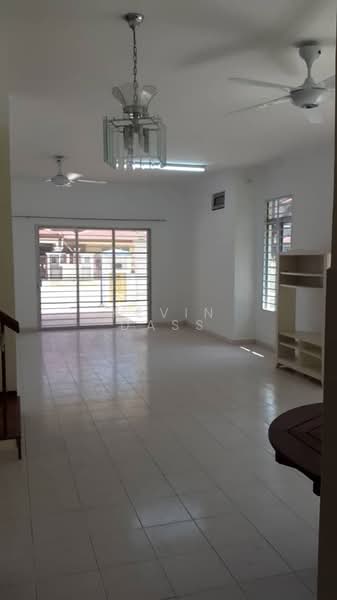2-storey Terraced House for Sale in Denai Alam (Shah Alam) - Kevin Dass - Living Room - PropertyGuru.com.my