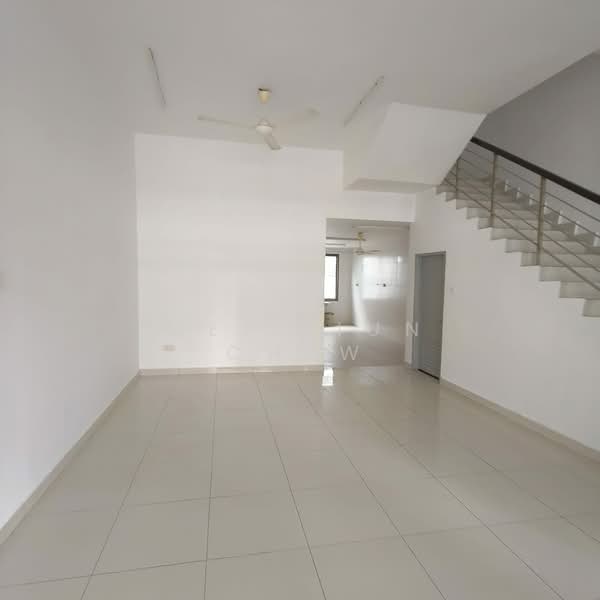 2.5-storey Terraced House for Sale in Bandar Puteri Puchong (Puchong) - MEI JIUN CHEW - Living Room - PropertyGuru.com.my