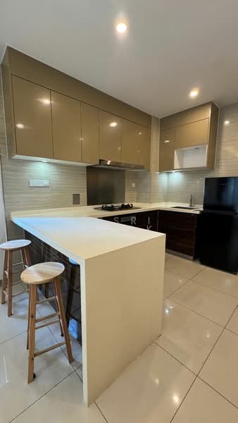 Service Residence for Rent at R&F Princess Cove Phase 1 - Yusri Yusak - Kitchen - PropertyGuru.com.my