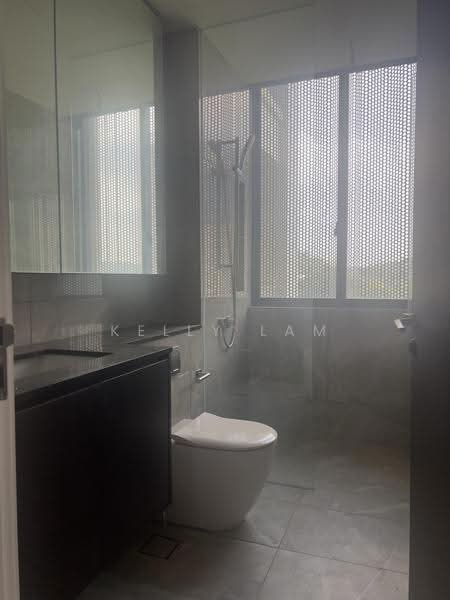 Kediaman Servis untuk Dijual di Park Regent @Desa Park City - Kelly Lam - Bathroom - PropertyGuru.com.my
