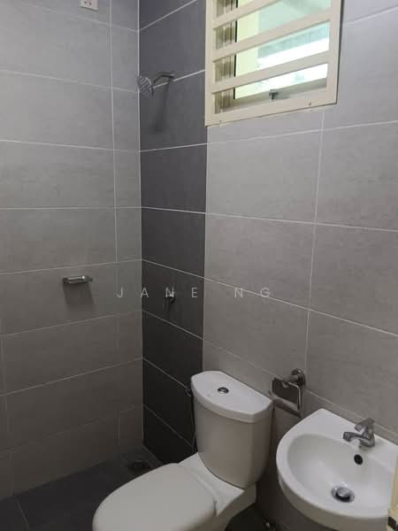 Taman Brokoli Indah untuk Untuk Disewa - RM 1,400 /bulan, Mac 2026 - Bathroom - PropertyGuru.com.my