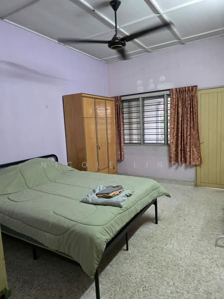 2-storey Terraced House for Rent in Ipoh Park (Ipoh) - Nicole Ling - Bedroom - PropertyGuru.com.my