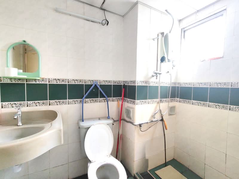 Condominium for Sale at Avant Court Condominium - Quester Fong - Bathroom - PropertyGuru.com.my