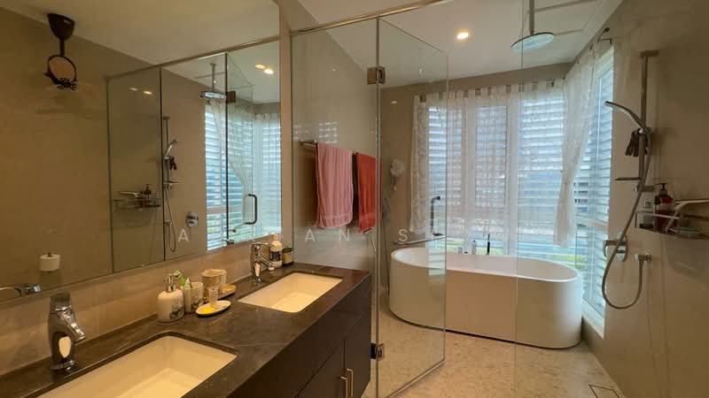 Condominium for Sale at Pavilion Hilltop - Adrian Siow - Bathroom - PropertyGuru.com.my