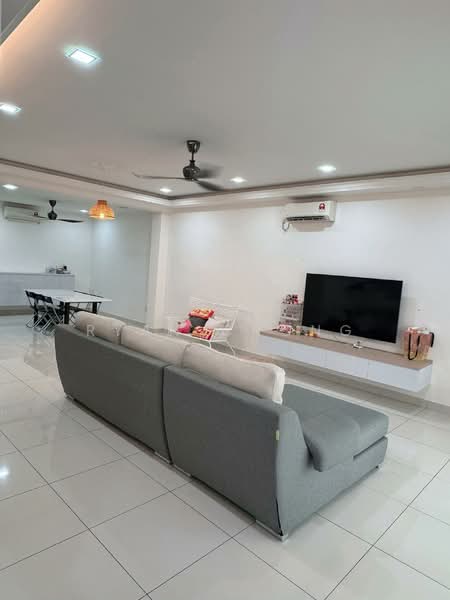 Rini Residences untuk Untuk Dijual - RM 950,000, Mac 2026 - Living Room - PropertyGuru.com.my