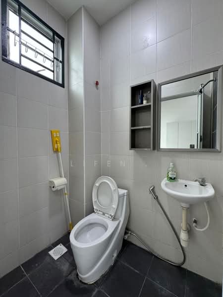 2-storey Terraced House for Sale in Taman JP Perdana (Johor Bahru) - Lifen . - Bathroom - PropertyGuru.com.my