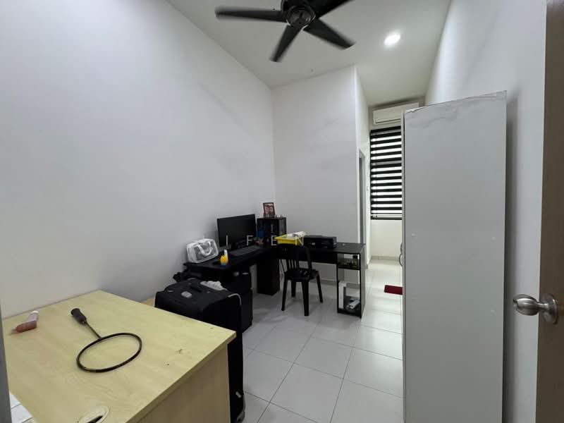 2-storey Terraced House for Sale in Taman JP Perdana (Johor Bahru) - Lifen . - Study - PropertyGuru.com.my