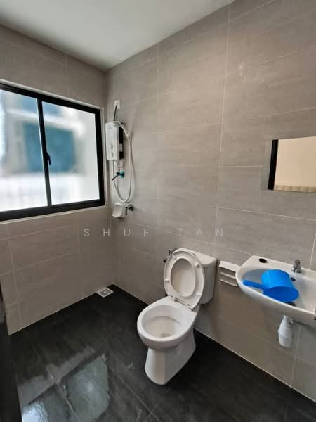 Service Residence for Rent at Princeton Suites @ EduSentral - Shue Tan - Bathroom - PropertyGuru.com.my