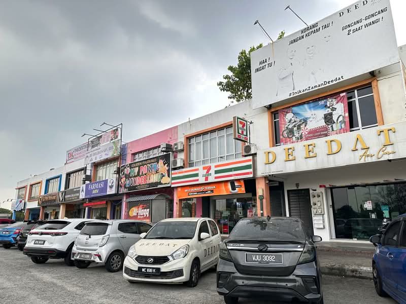 Bandar Botanic untuk Untuk Dijual - RM 1,350,000, Mac 2026 - Exterior - PropertyGuru.com.my