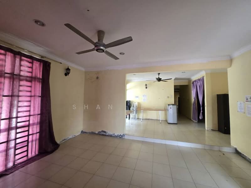 Bungalow for Sale in Seberang Perai (Penang) - Shan Yeow - Living Room - PropertyGuru.com.my