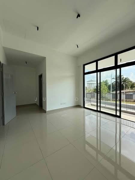 Ponderosa Callista untuk Untuk Dijual - RM 1,350,000, Mac 2026 - Living Room - PropertyGuru.com.my