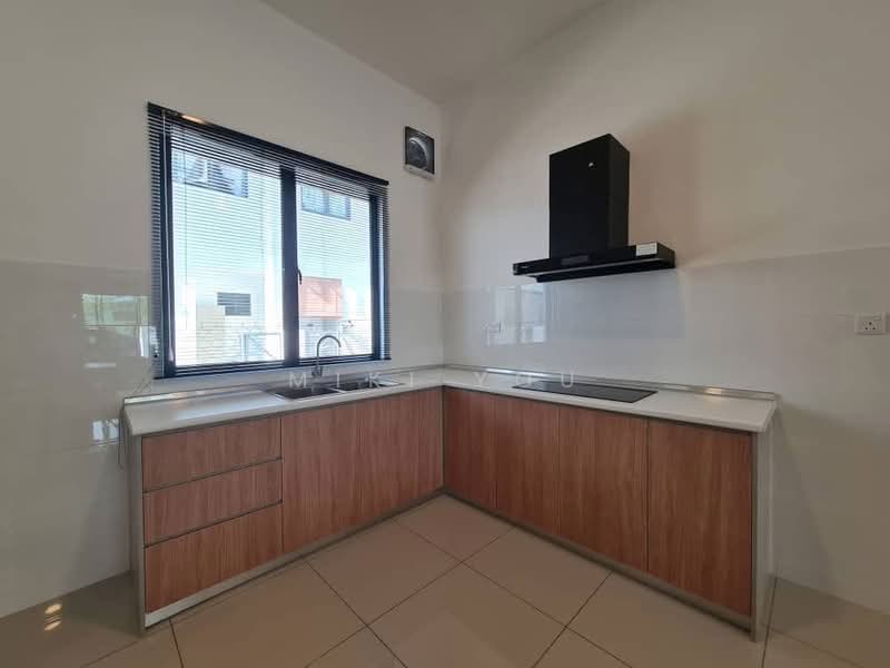 Robin @ Rimbayu untuk Untuk Disewa - RM 2,600 /bulan, Mac 2026 - Kitchen - PropertyGuru.com.my
