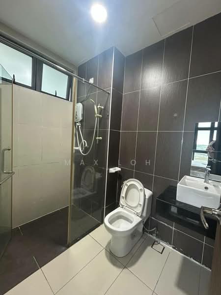 Service Residence for Rent at D'Secret Garden (Pangsapuri Kempas Indah) - Max Loh - Bathroom - PropertyGuru.com.my