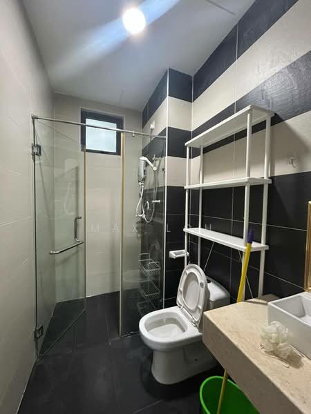 Service Residence for Rent at D'Secret Garden (Pangsapuri Kempas Indah) - Max Loh - Bathroom - PropertyGuru.com.my