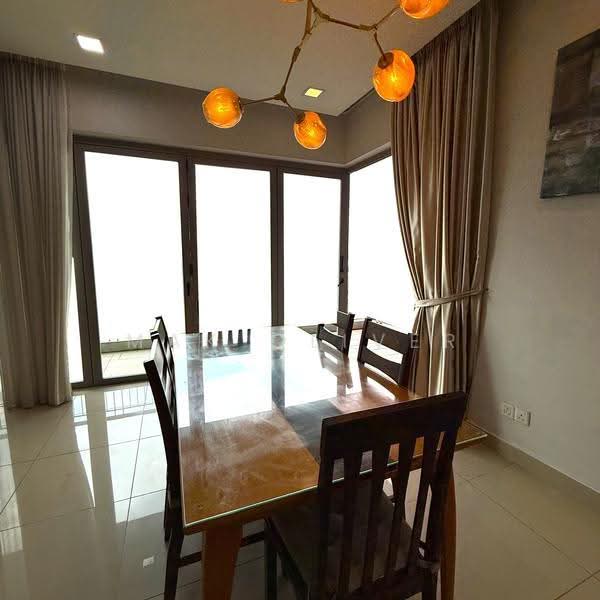 Condominium for Sale at KM1 East - Mak Oliver - Dining Room - PropertyGuru.com.my