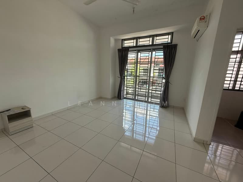 2-storey Terraced House for Sale in Iskandar Puteri (Nusajaya) (Johor) - Leanne Lim - Living Room - PropertyGuru.com.my