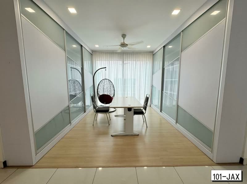 RM2.85m! 50x80ft! 6R6B! Fully Renovated & Extended Ambang Botanic 2 Klang 3 Sty Link Bungalow House untuk Untuk Dijual - RM 2,850,004, Mac 2026 - Interior - PropertyGuru.com.my