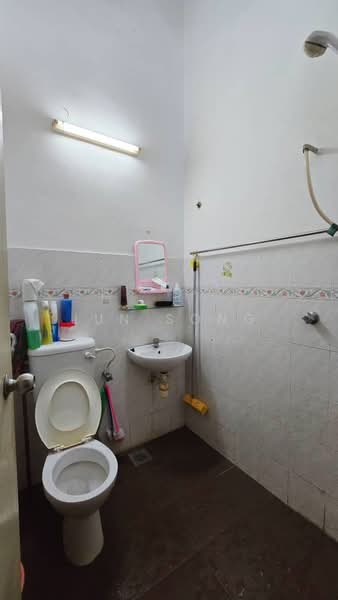 Bukit Indah 12 untuk Untuk Dijual - RM 798,000, Mac 2026 - Bathroom - PropertyGuru.com.my