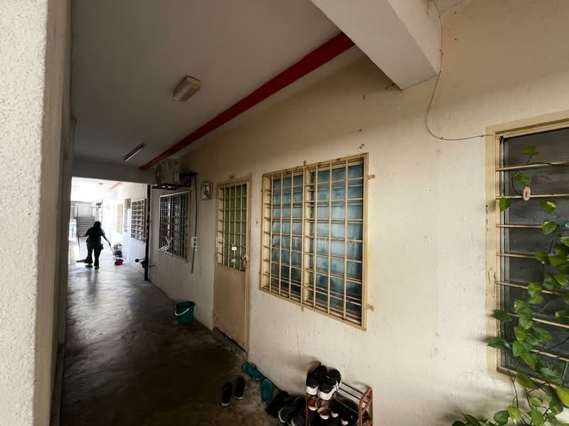 Permai Court 1 untuk Untuk Dijual - RM 185,000, Mac 2026 - Corridor - PropertyGuru.com.my