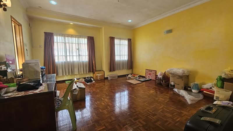 2-storey Terraced House for Sale in Alam Damai (Cheras) - Angel Yeoh - Living Room - PropertyGuru.com.my