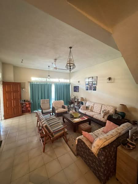 2-storey Terraced House for Sale in Taman Tun Dr Ismail (Kuala Lumpur) - Hailey Leong - Living Room - PropertyGuru.com.my